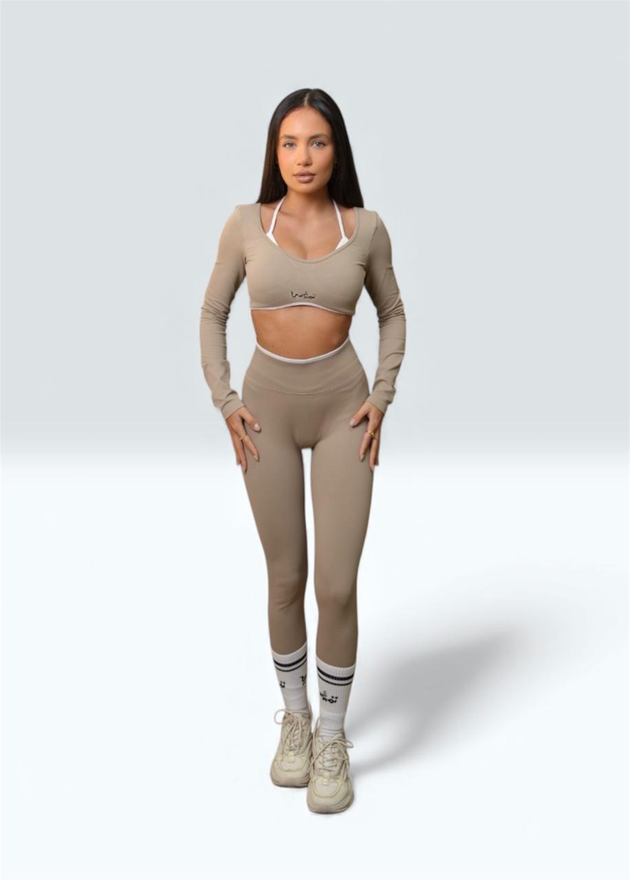 6f0734a7-a65f-490b-a7e6-1dacfb6e53ea Fierra Set